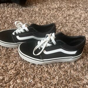 Kids Black and White Vans Old Skool